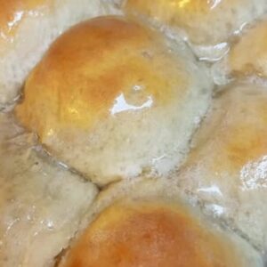 Dinner Rolls & Breads